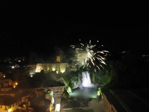 2018 07 08 - San Lorenzo Parrochia Isola Liri - Foto Fuochi D’artificio festa Santissimo Crocifisso - 002